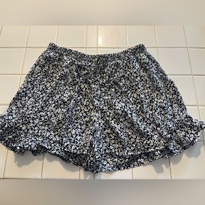 Flowy summer shorts